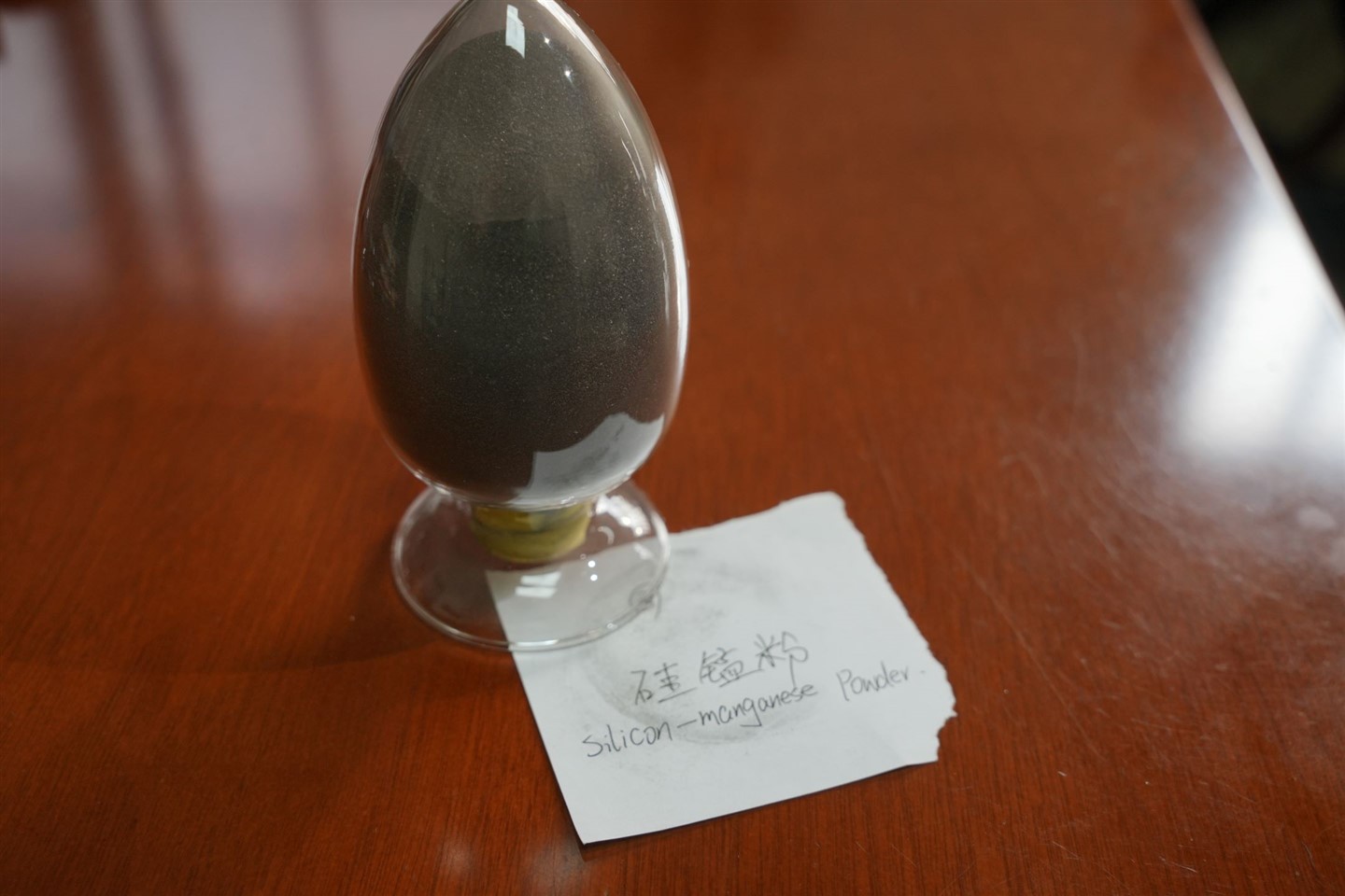 Laadukas-pii-mangaanijauhe